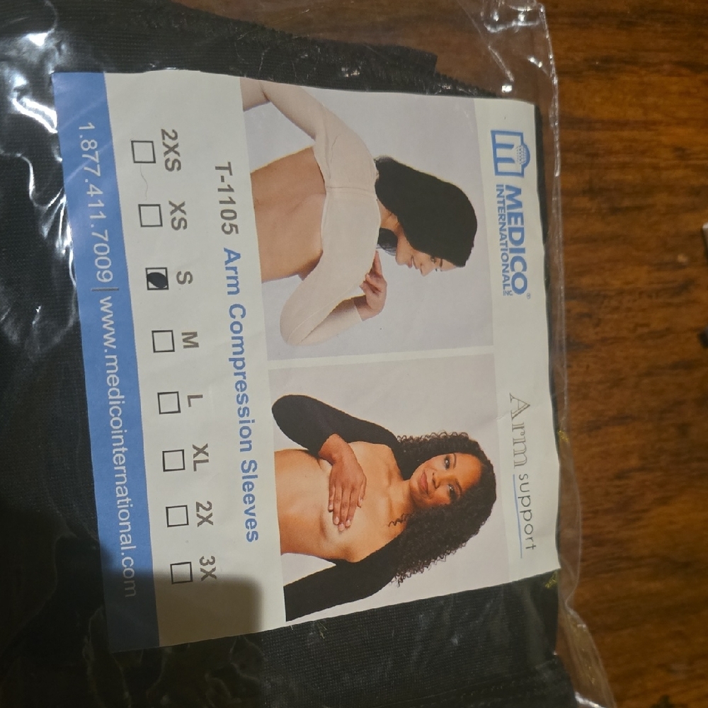 Black Arm Compression Sleeves
